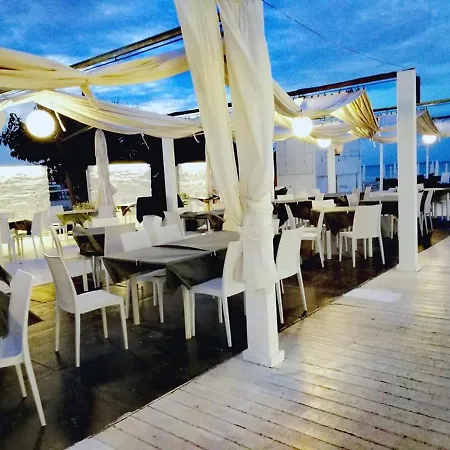 Ristorante Il Gambero ホテル Porto SantʼElpidio